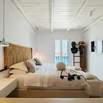 V&V House Mykonos - Adults Only Boutique Suites بيت ضيافة أورنوس
