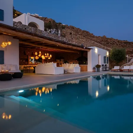 V&V House Mykonos - Adults Only Boutique Suites بيت ضيافة 4*
