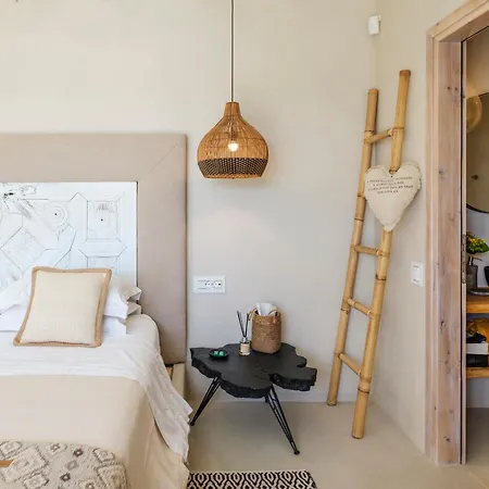 V&v - Luxury Konukevi Ornos (Mykonos)