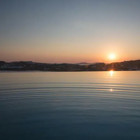 V&v - Luxury Konukevi Ornos (Mykonos)